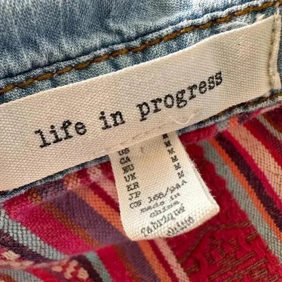 Women’s Lightweight Chambray Western Cowgirl Snap Front Casual Shirt Medium - Picture 11 of 11